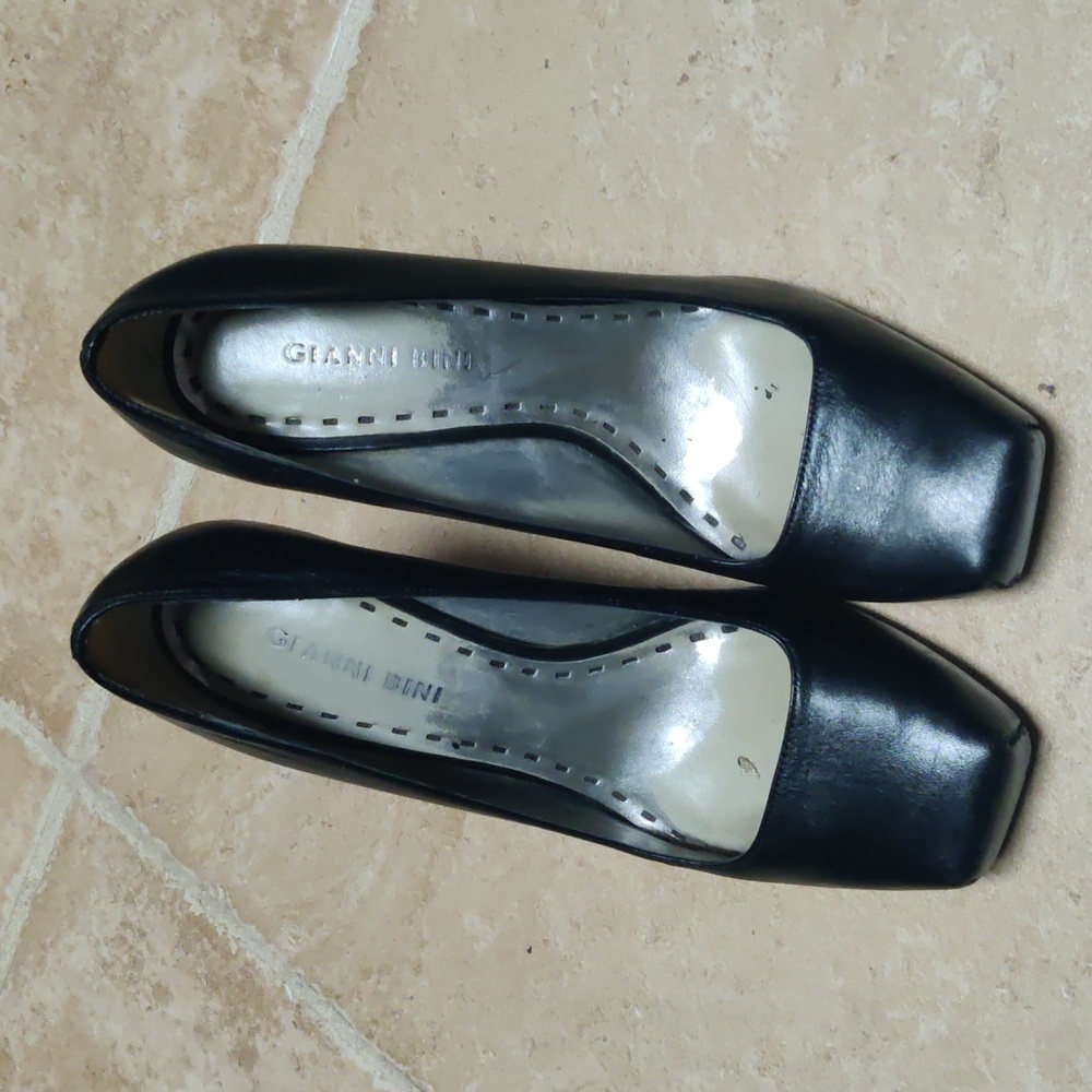 4.5 in square toe heels
